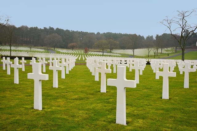 Memorial graves for veterans - Memorial Day